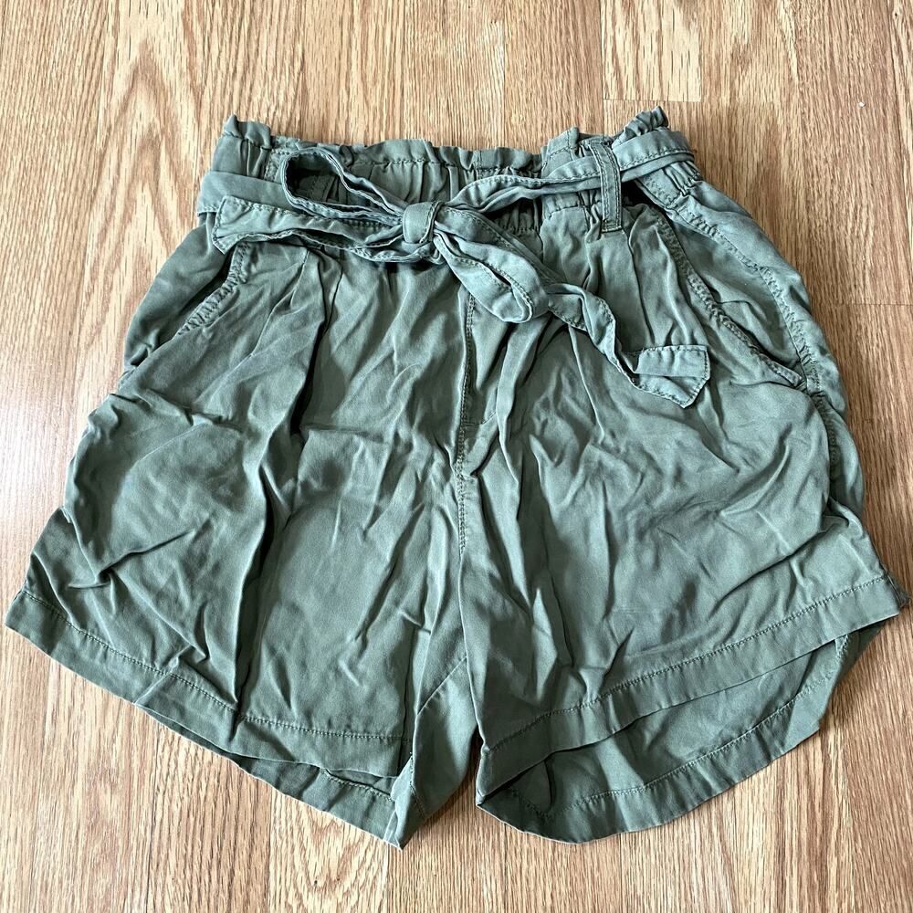 Sanctuary Paper Bag Shorts Green Small